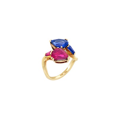 Lot 180 - Gold, Ruby and Sapphire Crossover Ring