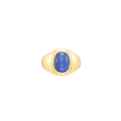 Lot 393 - Gold and Cabochon Sapphire Gypsy Ring, Monture Cartier