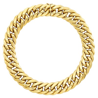 Lot 152 - Gold Curb Link Necklace