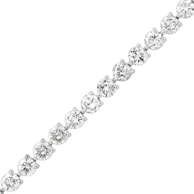 Lot 121 - White Gold and Diamond Bracelet
