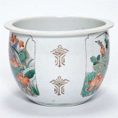 Lot 142 - Chinese Famille Verte Glazed Porcelain...
