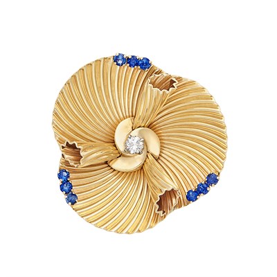 Lot 443 - Gold, Sapphire and Diamond Clip-Brooch, Cartier