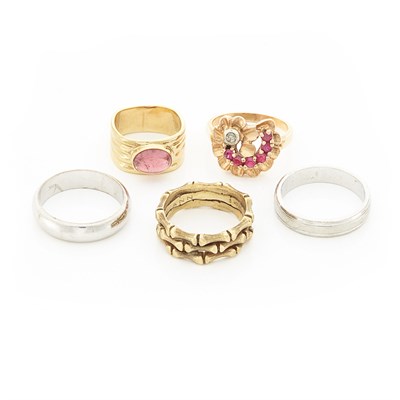 Lot 1128 - Group of Yellow, White and Rose Gold Rings