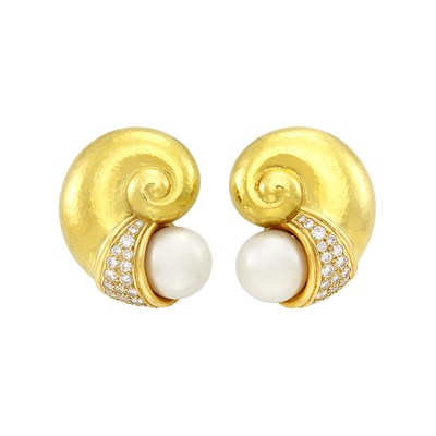 Lot 76 - Pair of Hammered Gold, South Sea Cultured Pearl and Diamond Earclips, de Vroomen