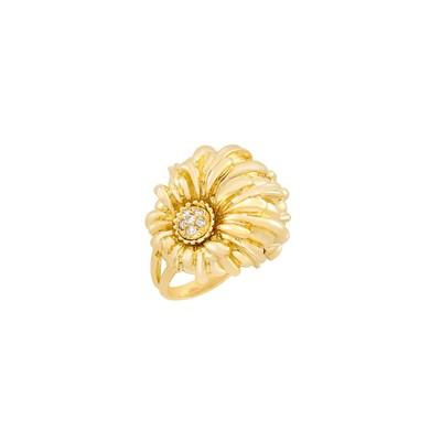 Lot 1192 - Gold and Diamond Flower Ring