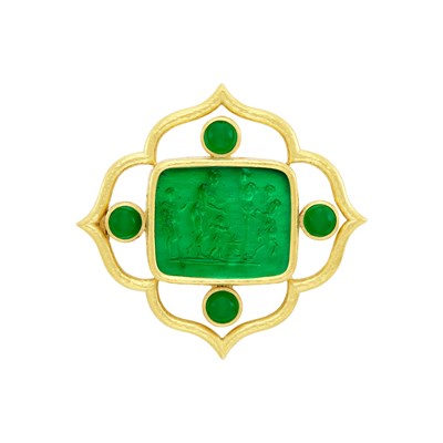 Lot 1 - Gold, Green Glass Cameo and Green Onyx Clip-Brooch, Elizabeth Locke