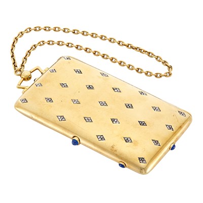 Lot 136 - Antique Continental Gold, Diamond and Cabochon Sapphire Vanity with Carrying Chain