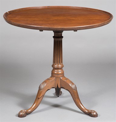 Lot 436 - Chippendale Mahogany Tilt-Top Tea Table Rhode...