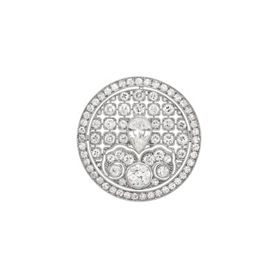 Lot 370 - Platinum and Diamond Brooch