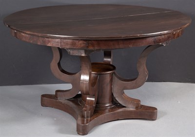 Lot 547 - Classical Mahogany Extension Dining Table...