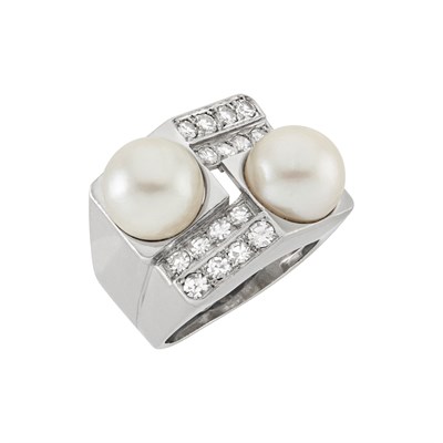 Lot 190 - White Gold, Cultured Pearl and Diamond Ring