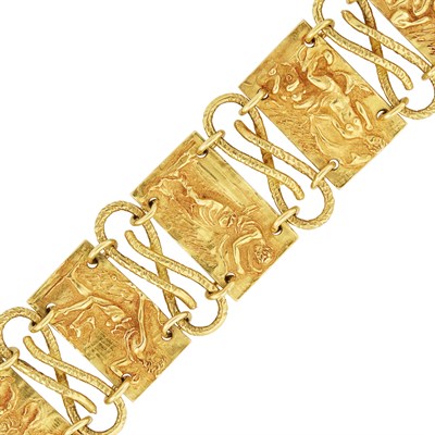 Lot 420 - Six Panel Gold Toggle Bracelet