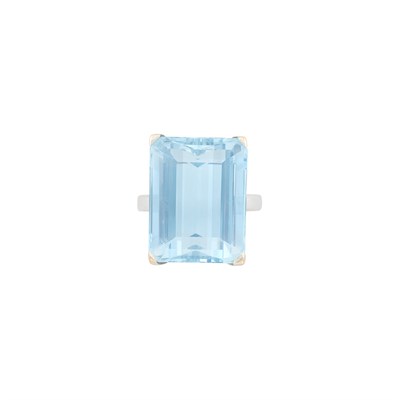Lot 75 - Rhodium-Plated Gold and Aquamarine Ring