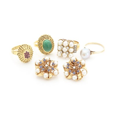 Lot 1639 - Four Gold Rings and Pair of Gold and Cultured Pearl Earclips