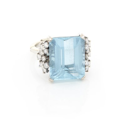 Lot 1113 - White Gold, Aquamarine and Diamond Ring, H. Stern