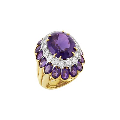 Lot 400 - Two-Color Gold, Amethyst and Diamond Ring