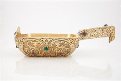 Lot 204 - Fabergé Gem-Set Silver-Gilt Kovsh Moscow, 1899-...