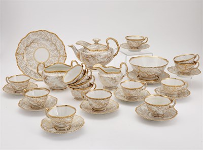 Lot 183 - Worcester Flight, Barr & Barr Gilt-Decorated...