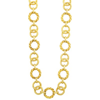 Lot 51 - Long Gold Link Necklace