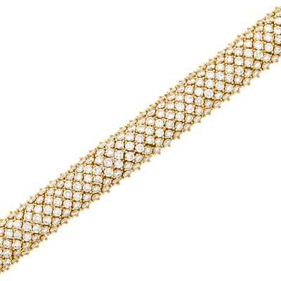 Lot 401 - Gold and Diamond Bracelet