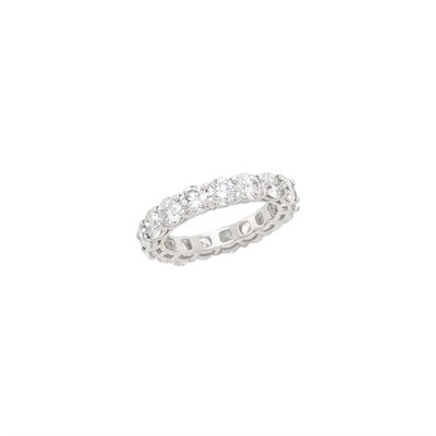 Lot 237 - Platinum and Diamond Band Ring