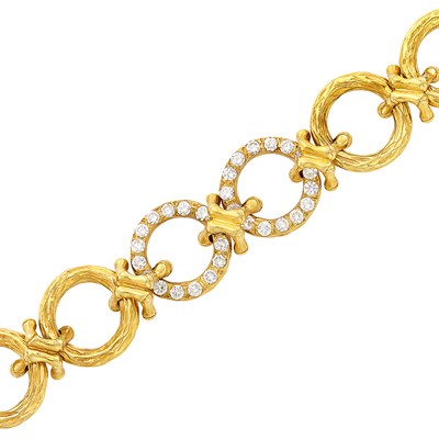Lot 176 - Gold and Diamond Circle Link Bracelet