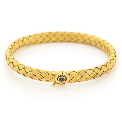 Lot 1119 - Braided Gold Mesh and Cabochon Sapphire Bracelet