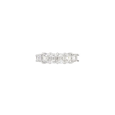 Lot 64 - Platinum and Diamond Ring