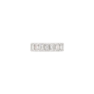 Lot 410 - Platinum and Diamond Band Ring