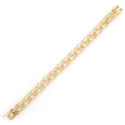 Lot 1298 - Gold Double Circle Link Bracelet