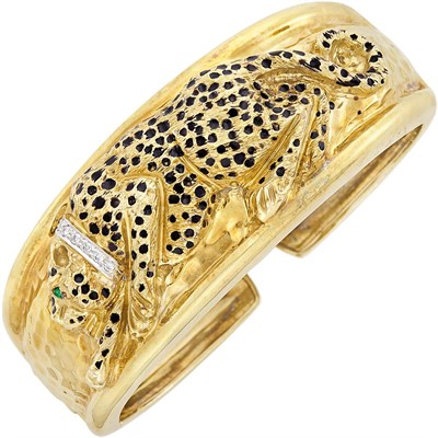 Lot 69 - Hammered Gold, Black Enamel, Diamond and Emerald Leopard Cuff Bangle Bracelet