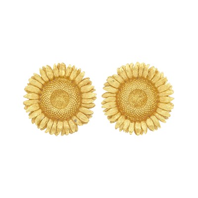 Lot 53 - Pair of Gold Sunflower Earclips, Robert Bruce Bielka