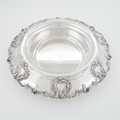 Lot 366 - Tiffany & Co. Sterling Silver Center Bowl 1907-...