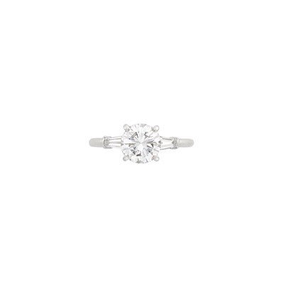 Lot 665 - Platinum and Diamond Ring, Cartier