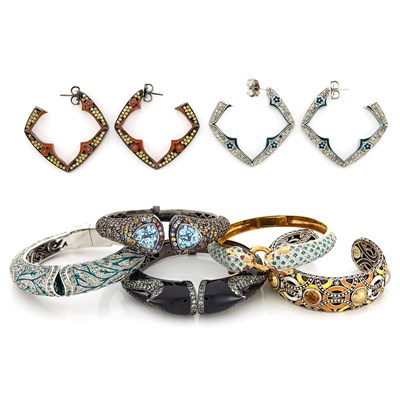Lot 1518 - Gold, Diamond and Emerald Leopard Bangle Bracelet and Group of Silver, Lacquer, Simulated and Gem-Se Bangles and Earrings