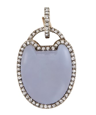 Lot 173 - Fabergé Silver-Topped Gold-Mounted Chalcedony...