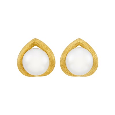 Lot 268 - Pair of Gold and South Sea Cultured Pearl Earclips, Henry Dunay