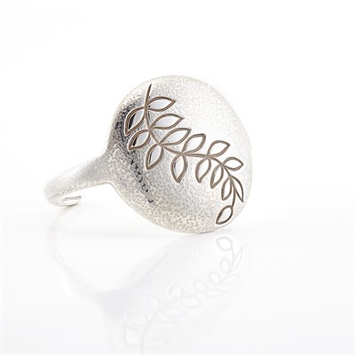 Lot 1728 - Silver Hammered Leaf Cuff Bangle Bracelet, Linda Lee Johnson
