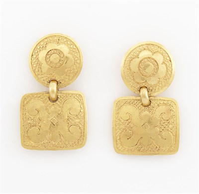 Lot 1721 - Pair of Gold Pendant-Earrings, Linda Lee Johnson