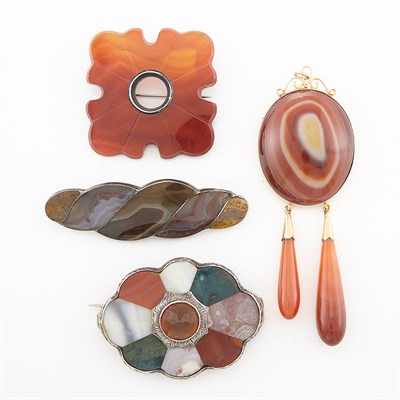 Lot 1789 - Four Gold and Silver Agate Brooches
