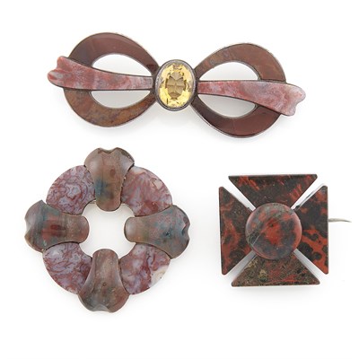 Lot 1792 - Three Silver, Agate and Gem-Set Brooches