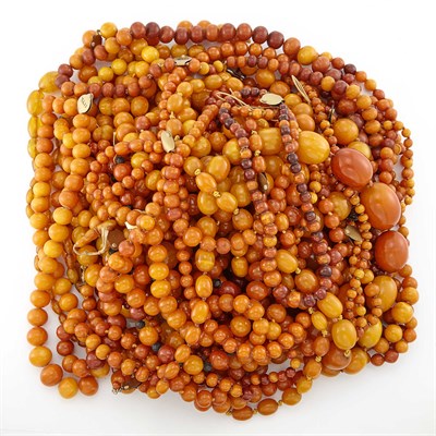 Lot 1823 - Group of Amber Bead Necklaces