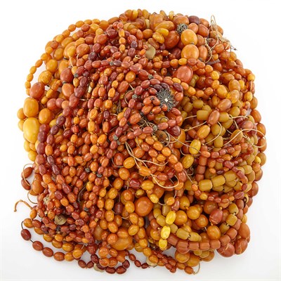 Lot 1814 - Group of Amber Bead Necklaces