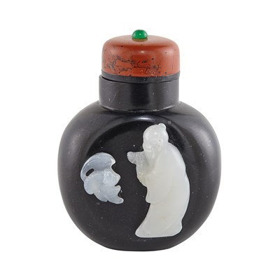 Lot 266 - Chinese Black and White Jade Snuff Bottle Of...