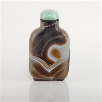Lot 324 - Chinese Banded Agate Snuff Bottle Of rounded...