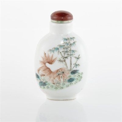 Lot 340 - Chinese Enameled Porcelain Snuff Bottle Of...
