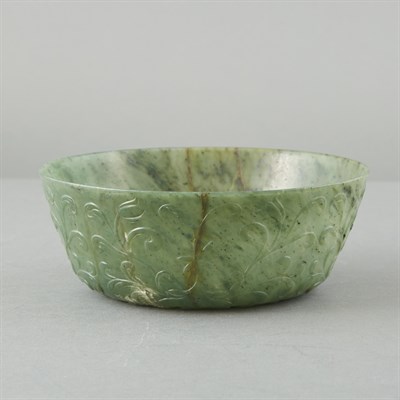Lot 217 - Chinese Spinach Green Jade Bowl Thinly carved...