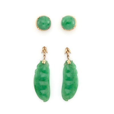 Lot 1580 - Two Pairs of Gold and Jade Earrings