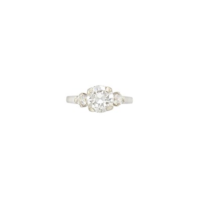 Lot 423 - Platinum and Diamond Ring