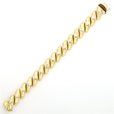 Lot 1639 - Gold Bracelet